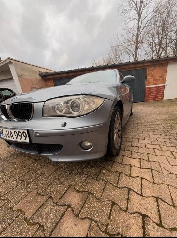 Gebraucht BMW 120 150 PS (110 kW) 2006 Grau Kleinwagen