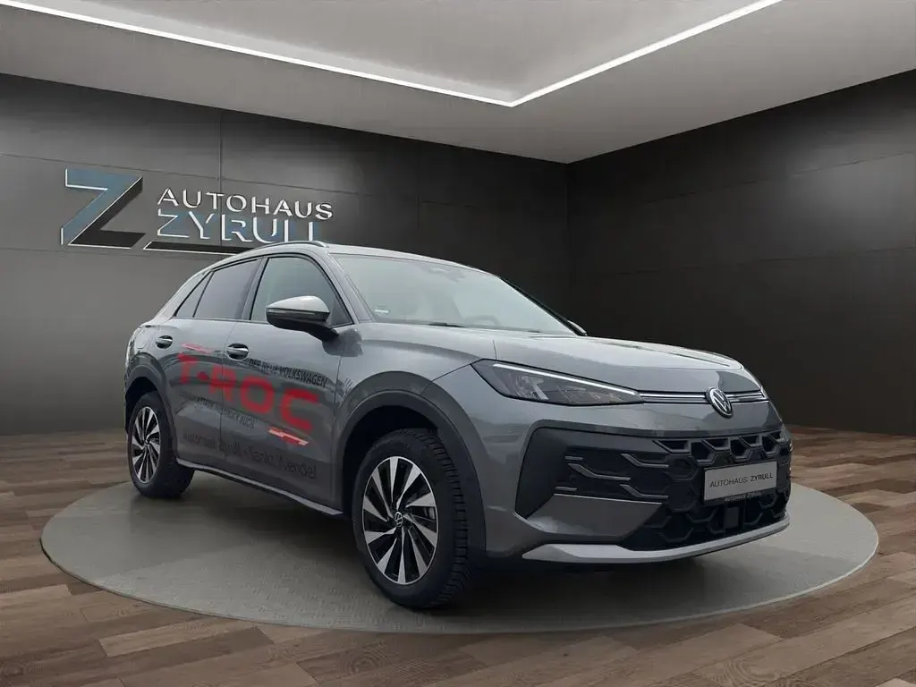 Gebraucht VW T-Roc Cabriolet Life 150 PS (110 kW) 2026 Grau SUV