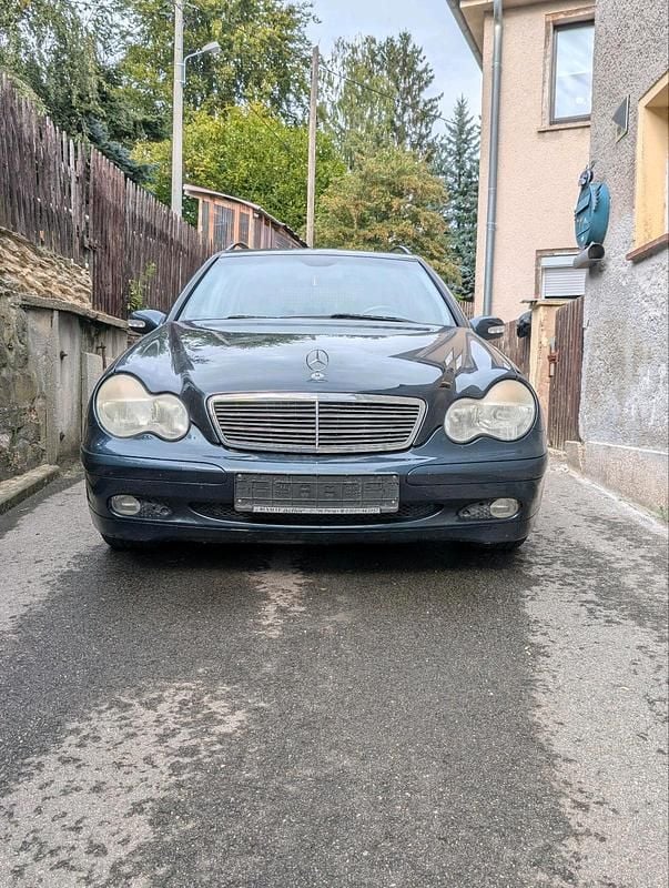 Andere farben Gebraucht 2003 Mercedes C200 Kombi | 2.000 € (Guter Preis) - Bild 1/4