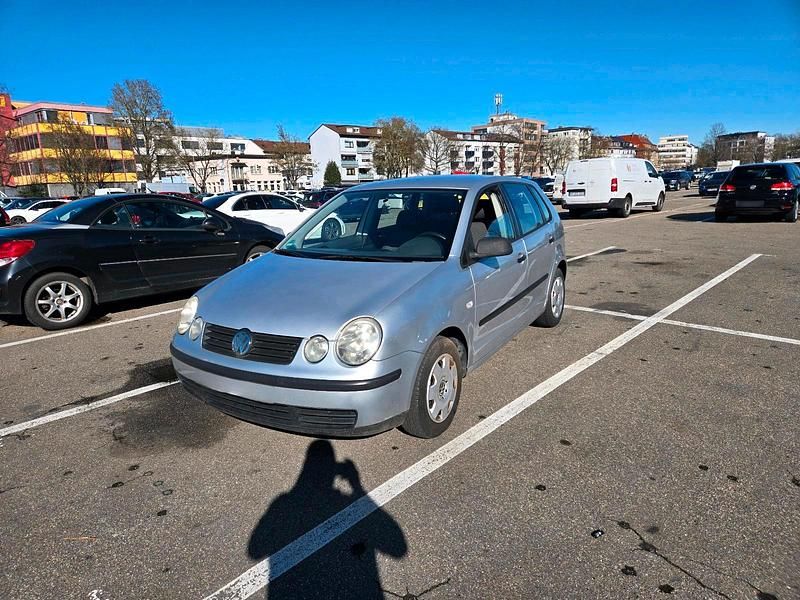 Gebraucht VW Polo 54 PS (39 kW) 2004 Silber Kleinwagen