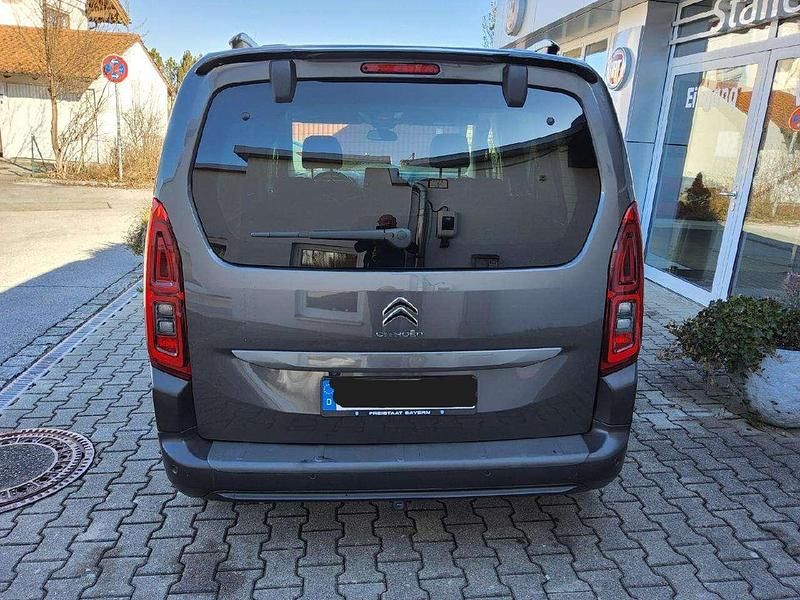 Gebraucht Citroën Berlingo PureTech 131 PS (96 kW) 2021 Platinium grau Van / Kleinbus