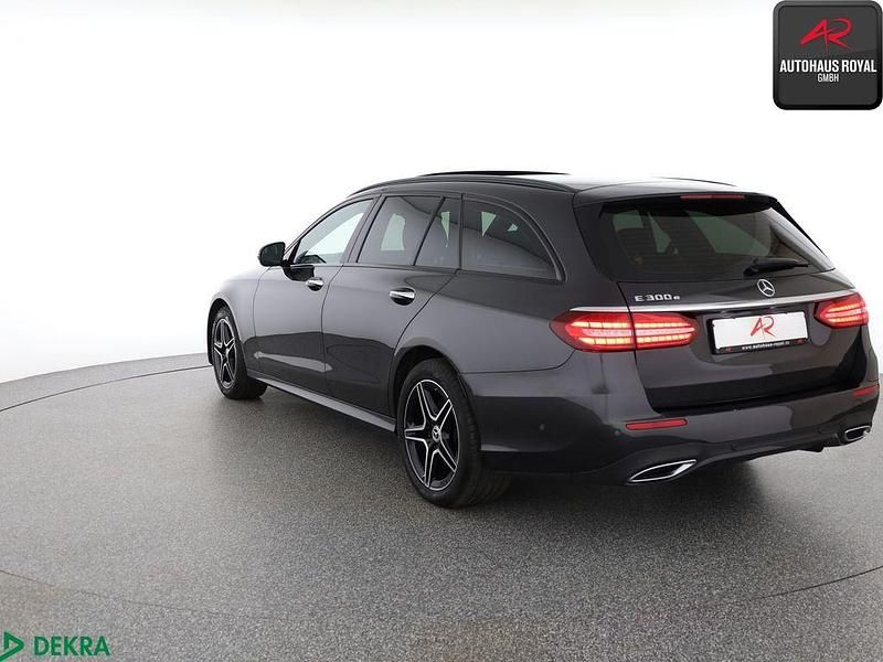 Gebraucht Mercedes E300 AMG 211 PS (155 kW) 2021 Grau Limousine