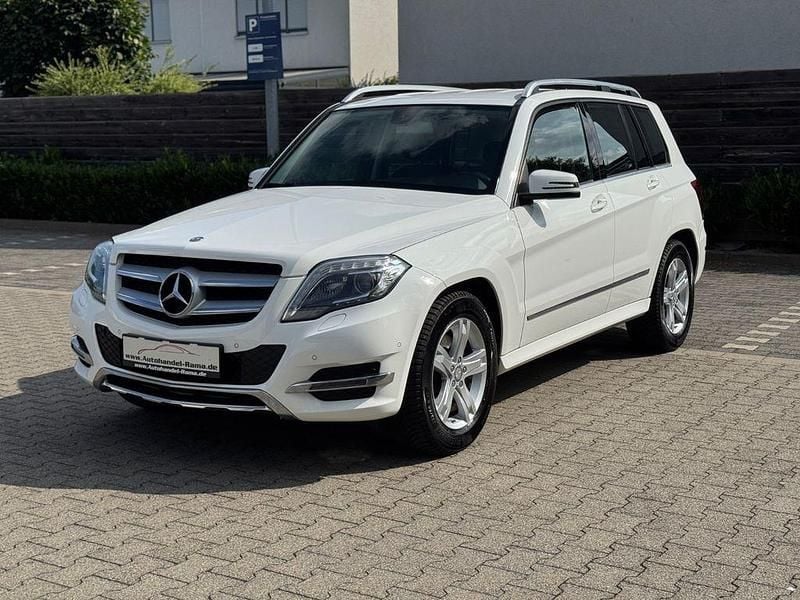 Weiß Gebraucht 2014 Mercedes GLK200 SUV | 12.990 € (Fairer Preis) - Bild 1/4