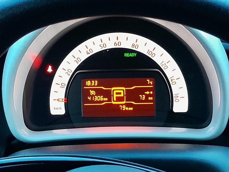 Gebraucht Smart ForFour Electric Drive 60 kW (82 PS) 2019 Schwarz Kleinwagen