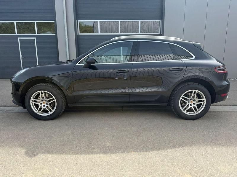 Second-hand Porsche Macan 252 CP (185 kW) 2018 Negru SUV
