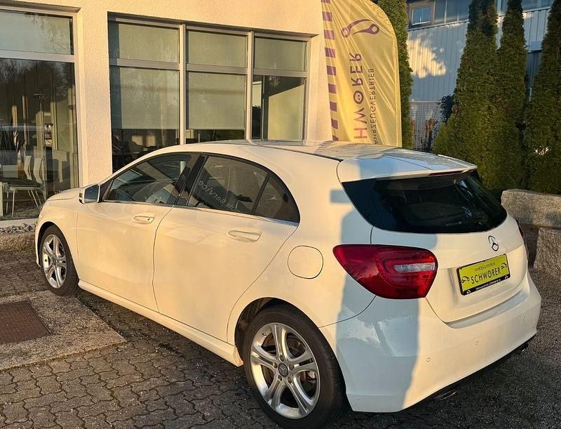 Usado Mercedes A200 156 HP (114 kW) 2014 Branco Sedan