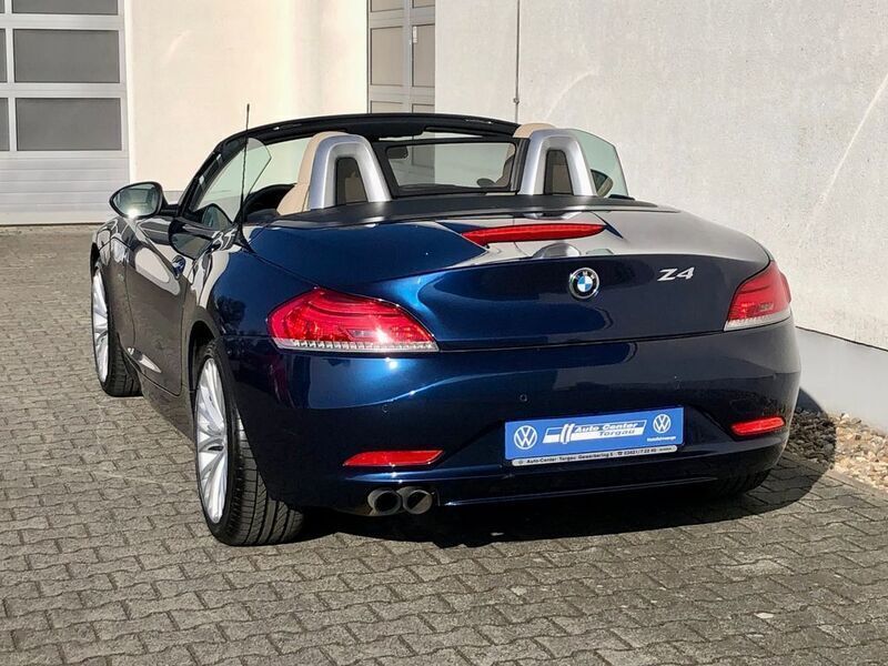 Gebraucht BMW Z4 Sport Line 245 PS (180 kW) 2012 Blau Cabrio