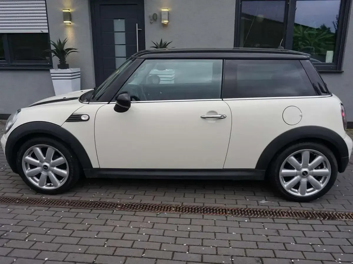 Gebraucht Mini Cooper Pepper 120 PS (88 kW) 2010 Pepperwhite Kleinwagen
