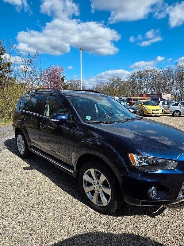 Gebraucht Mitsubishi Outlander 177 PS (130 kW) 2010 SUV