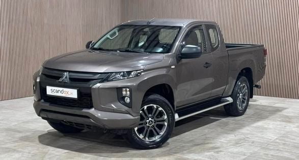 Grau Gebraucht 2020 Mitsubishi L200 Abholung | 20.500 € (Superpreis) - Bild 1/4