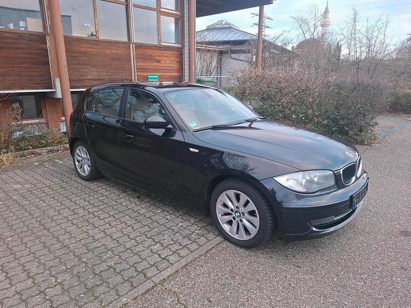 Schwarz Gebraucht 2008 BMW 118 Kleinwagen | 2.900 € (Superpreis) - Bild 1/4