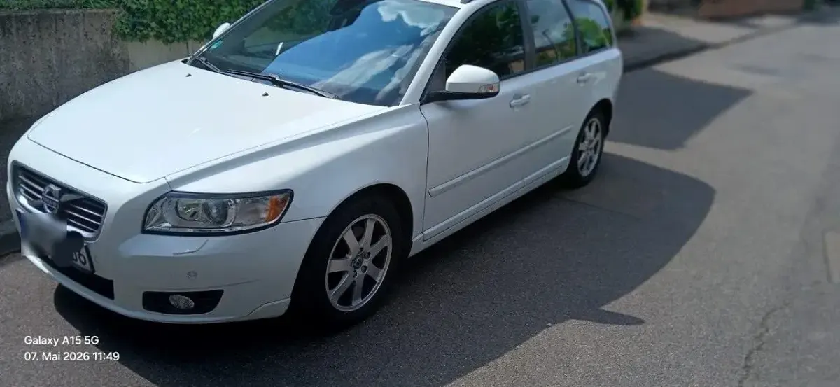 Gebraucht Volvo V50 150 PS (110 kW) 2011 Weiß Kombi