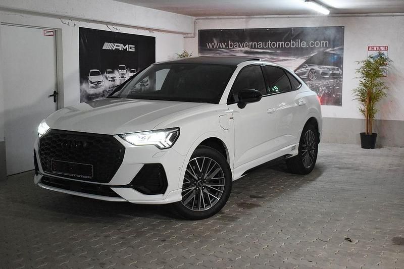 Weiß Gebraucht 2022 Audi Q3 Sportback S-Line SUV | 39.990 € (Teuer) - Bild 1/4