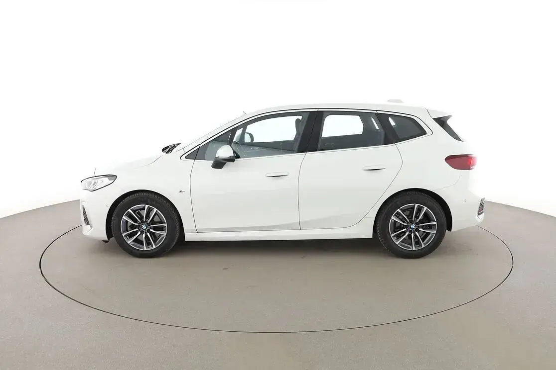 Gebraucht BMW 223 Active Tourer M Sport 2023 Weiß Van / Kleinbus