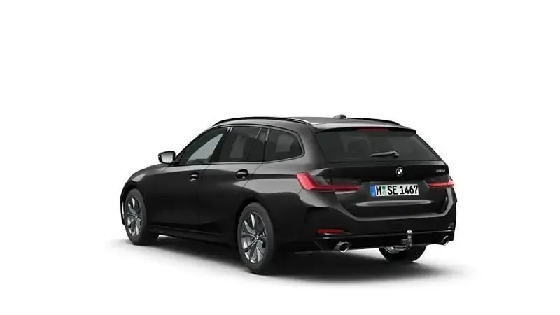 Gebraucht BMW 318 Shadowline 150 PS (110 kW) 2023 Saphirschwarz metallic Kombi
