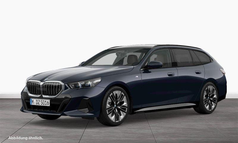 Schwarz Gebraucht 2024 BMW 520 Comfort Edition Kombi | 54.590 € (Guter Preis) - Bild 1/3