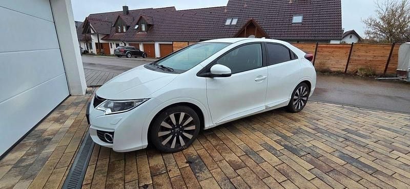 Gebraucht Honda Civic 99 PS (72 kW) 2016 Weiß Limousine