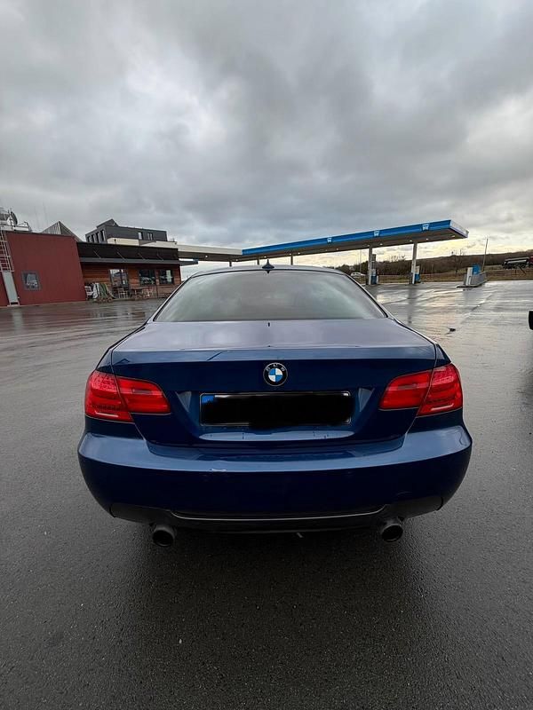 Gebraucht BMW 335 M Sport 306 PS (225 kW) 2011 Blau Coupé