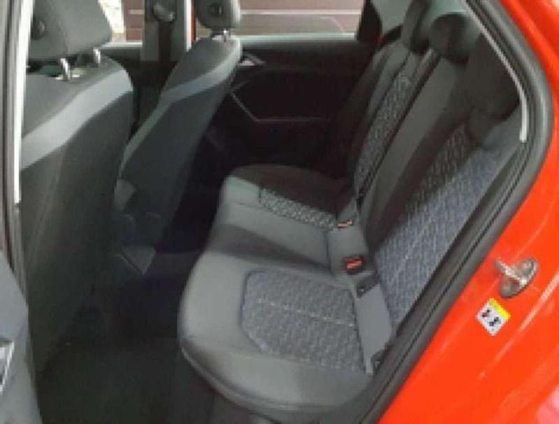 Gebraucht Audi A1 Advanced 110 PS (80 kW) 2022 Misanorot perleffekt SUV