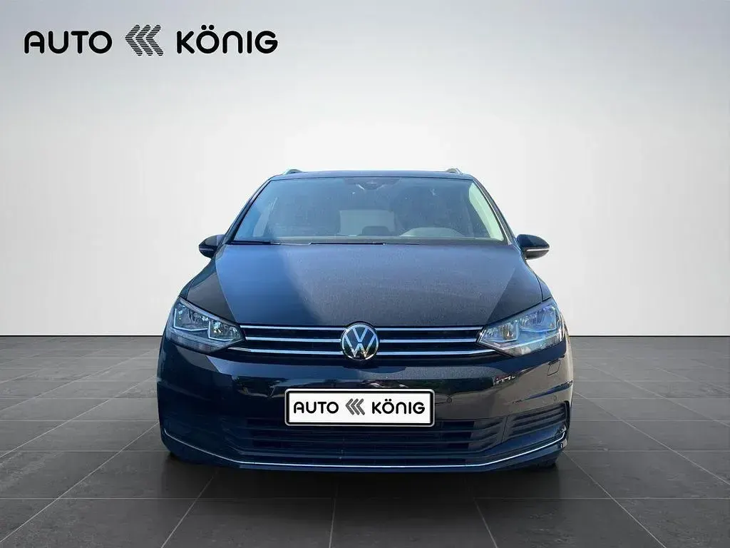 Gebraucht VW Touran Comfortline 150 PS (110 kW) 2025 Schwarz Van / Kleinbus