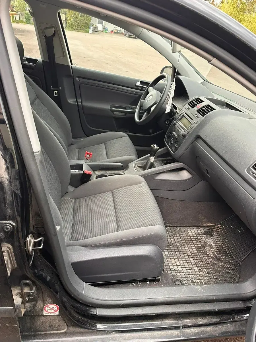 Gebraucht VW Golf V 105 PS (77 kW) 2004 Schwarz Kleinwagen