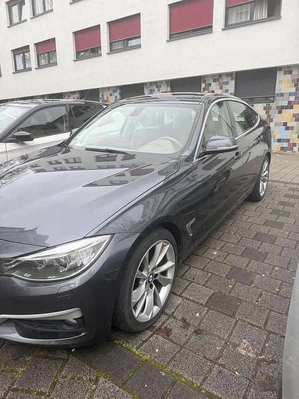 Używany BMW 320 184 KM (135 kW) 2014 Szary Hatchback