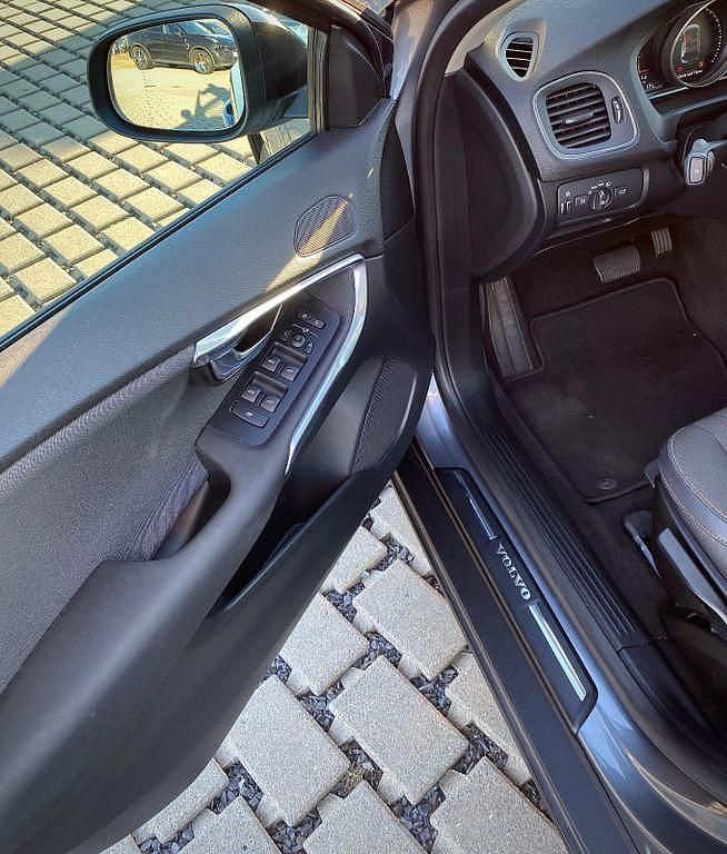 Gebraucht Volvo V40 CC Plus 152 PS (111 kW) 2017 Grau Kombi