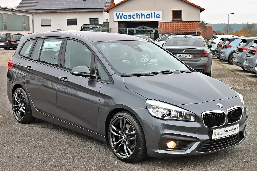 Używany BMW 218 Advantage 136 KM (100 kW) 2015 Szary Kombi