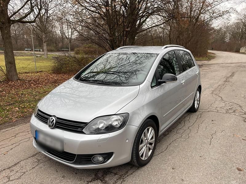 Silber Gebraucht 2012 VW Golf VI Style Limousine | 3.199 € (Superpreis) - Bild 1/4