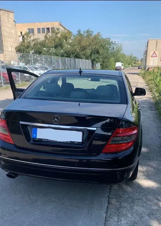 Gebraucht Mercedes C220 Avantgarde 170 PS (125 kW) 2008 Schwarz Limousine