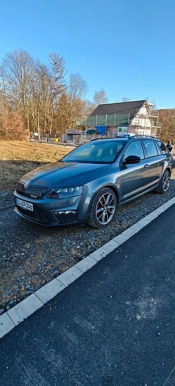 Gebraucht Skoda Octavia RS 220 PS (161 kW) 2016 Grau Kleinwagen