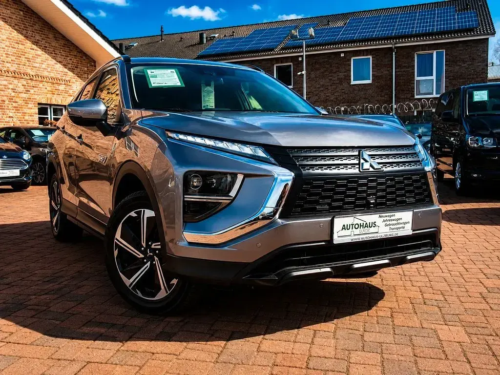 Gebraucht Mitsubishi Eclipse Cross 98 PS (72 kW) 2022 Grau SUV