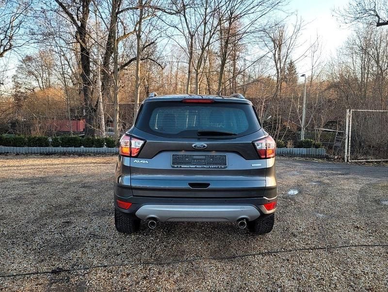 Gebraucht Ford Kuga Cool & Connect 150 PS (110 kW) 2018 Grau SUV