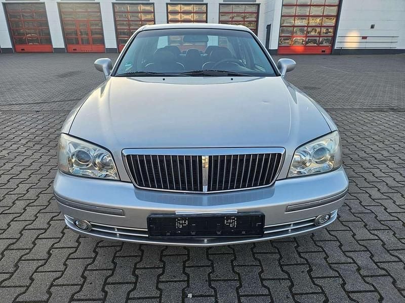 Silber Gebraucht 2003 Hyundai XG Limousine | 2.499 € - Bild 1/4