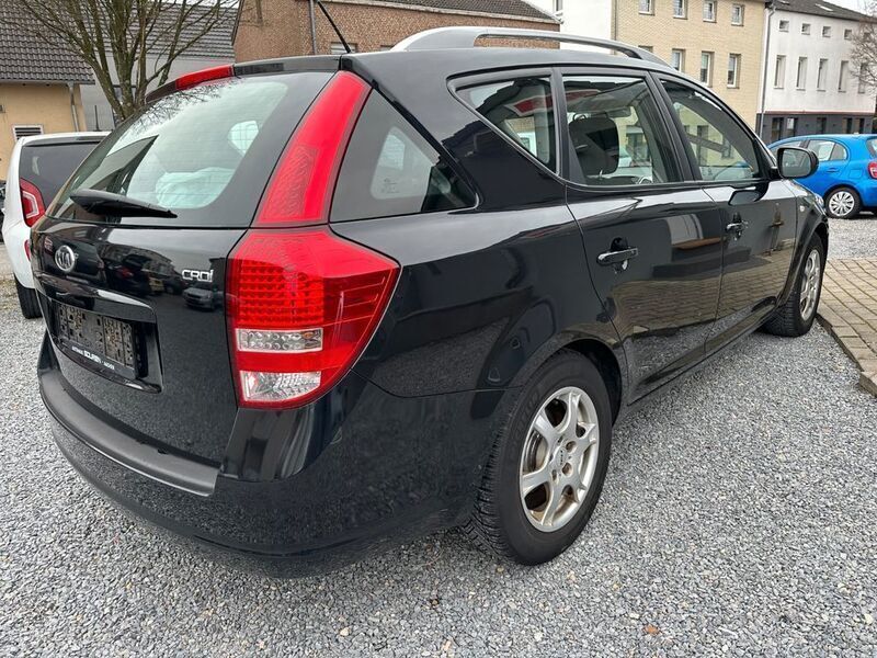 Gebraucht Kia Ceed 116 PS (85 kW) 2010 Schwarz Kleinwagen