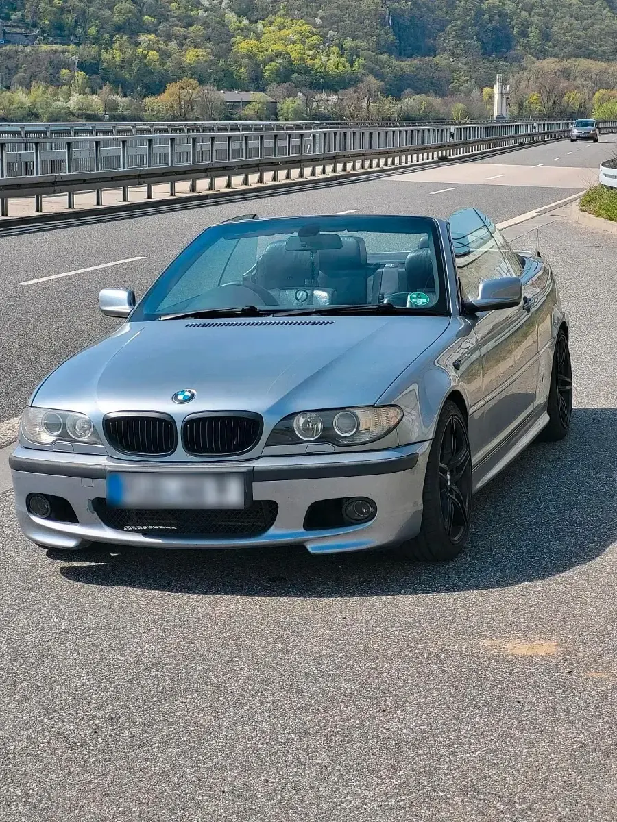Gebraucht BMW 330 Cabriolet 231 PS (169 kW) 2004 Grau Cabrio