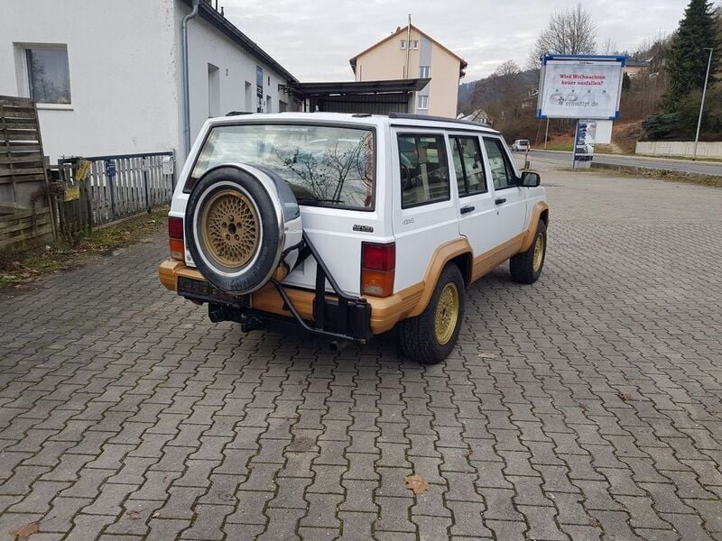 Gebraucht Jeep Cherokee Limited 184 PS (135 kW) 1992 Weiß SUV