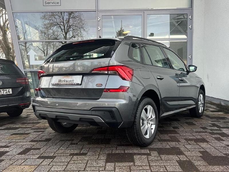 Neu Skoda Kamiq Selection 116 PS (85 kW) 2026 Graphitegrau metallic SUV