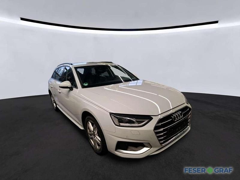 Gebraucht Audi A4 Ambiente 204 PS (150 kW) 2023 Gletscherweiß Kombi