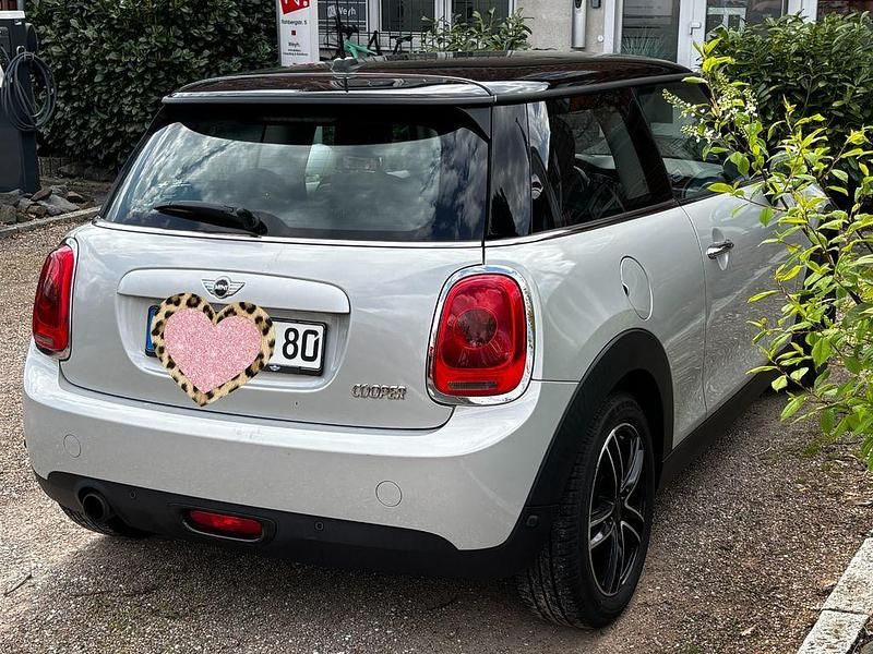 Używany Mini Cooper 136 KM (100 kW) 2014 Srebrny Hatchback