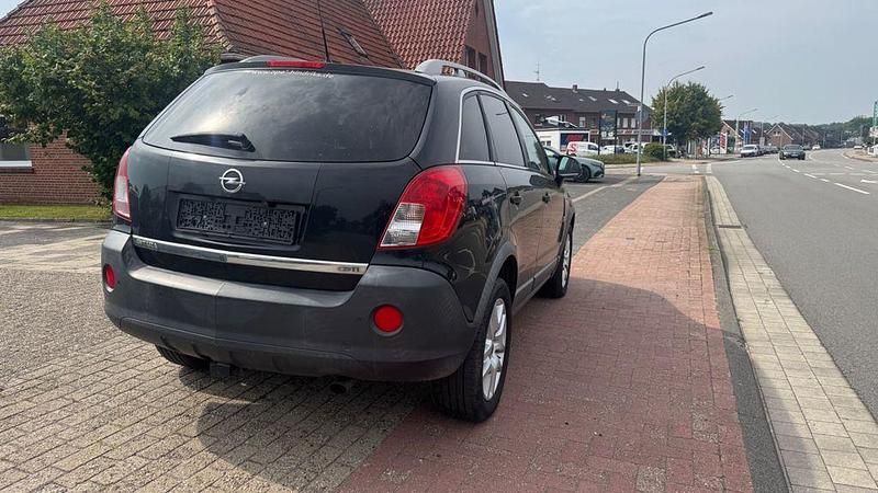 Gebraucht Opel Antara Design Edition 163 PS (119 kW) 2011 Schwarz SUV