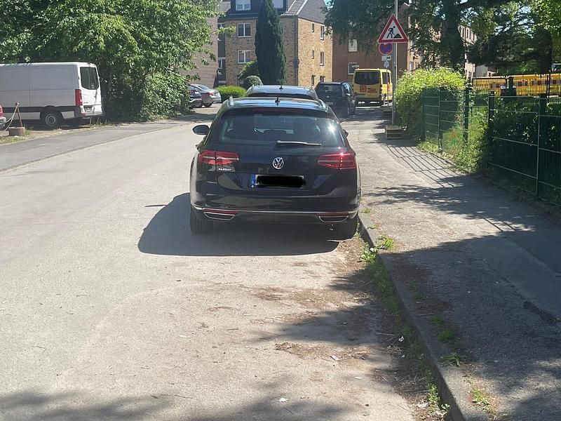 Gebraucht VW Passat 190 PS (139 kW) 2019 Schwarz Kombi