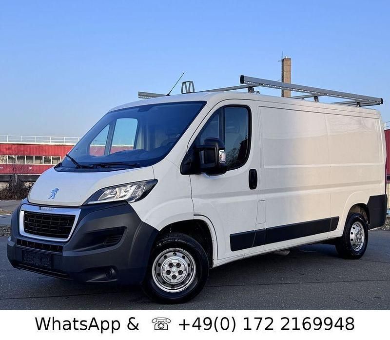 Gebraucht Peugeot Boxer 131 PS (96 kW) 2017 Weiß Van