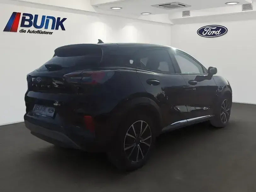 Gebraucht Ford Puma Titanium 125 PS (91 kW) 2022 Agate black mt SUV