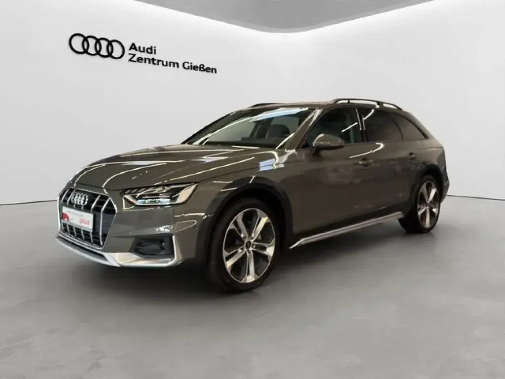 Gebraucht Audi A4 Allroad Design 204 PS (150 kW) 2023 Chronosgrau metallic Kombi