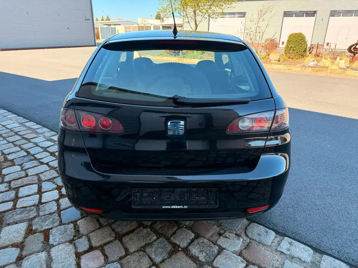 Używany Seat Ibiza 68 KM (50 kW) 2008 Czarny Hatchback