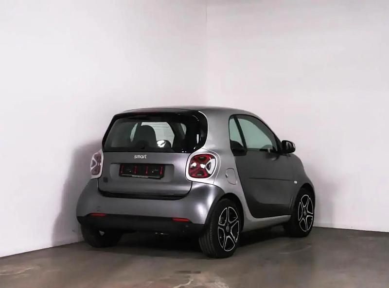 Gebraucht Smart ForTwo Coupé Prime Exclusive 60 kW (82 PS) 2024 Grau Coupé