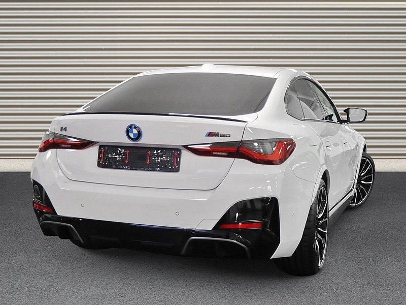 Gebraucht BMW i4 Shadowline 350 kW (476 PS) 2022 Alpinweiss iii Limousine