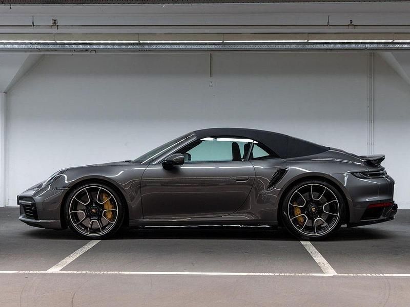 Gebraucht Porsche 992 650 PS (478 kW) 2024 Grau Cabrio