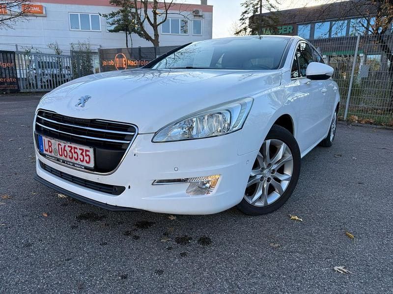 Weiß Gebraucht 2011 Peugeot 508 Limousine | 3.990 € (Guter Preis) - Bild 1/4